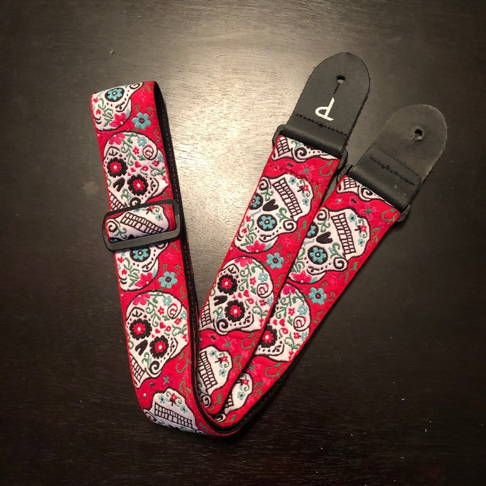Guitar strap